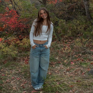 Meet your Posher, Avery